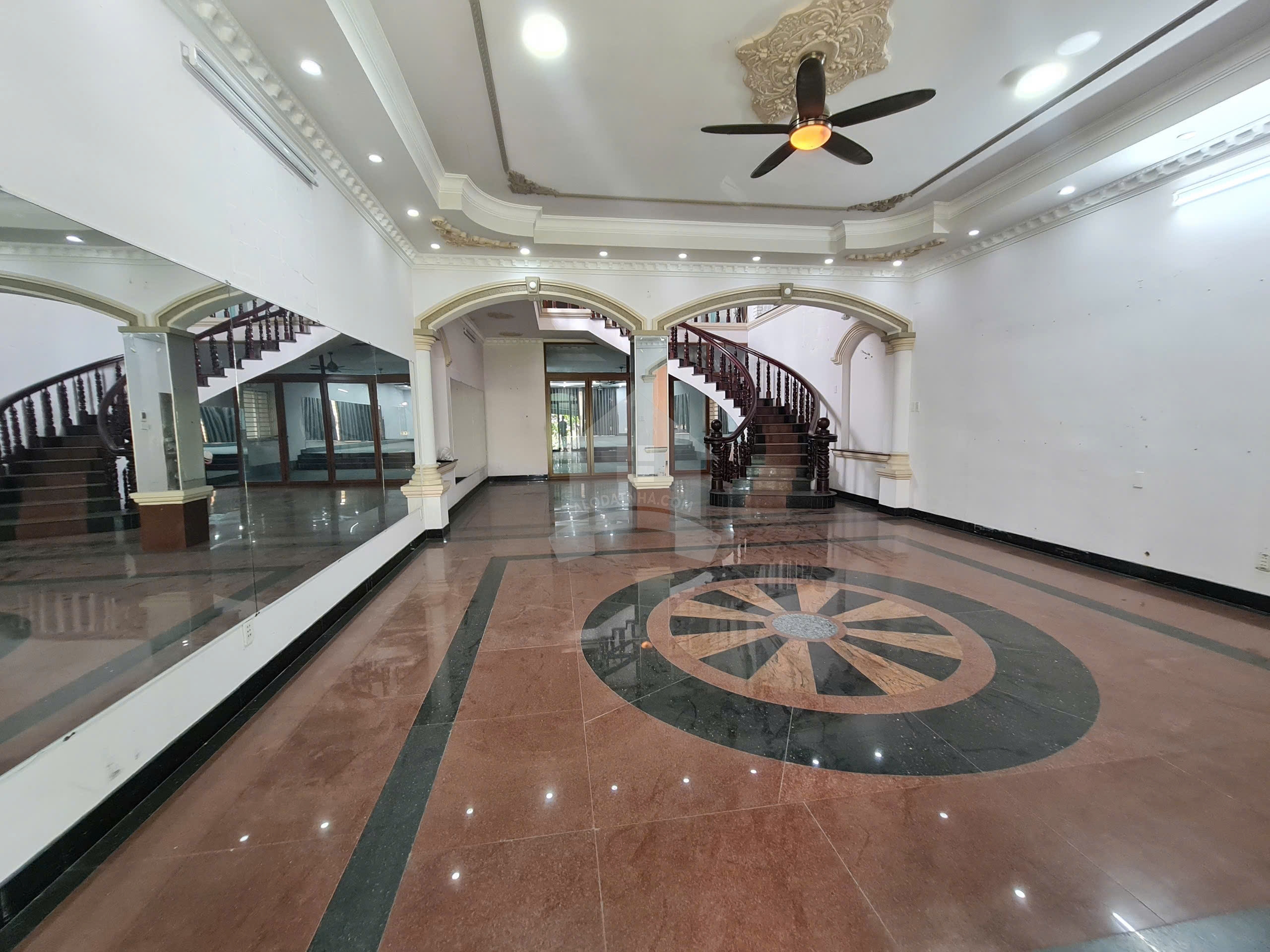 Mặt tiền gần 500m2 Bùi Hữu Nghĩa-Biên Hòa. Phù hợp mở trường mầm non, kinh doanh, trung tâm dạy học